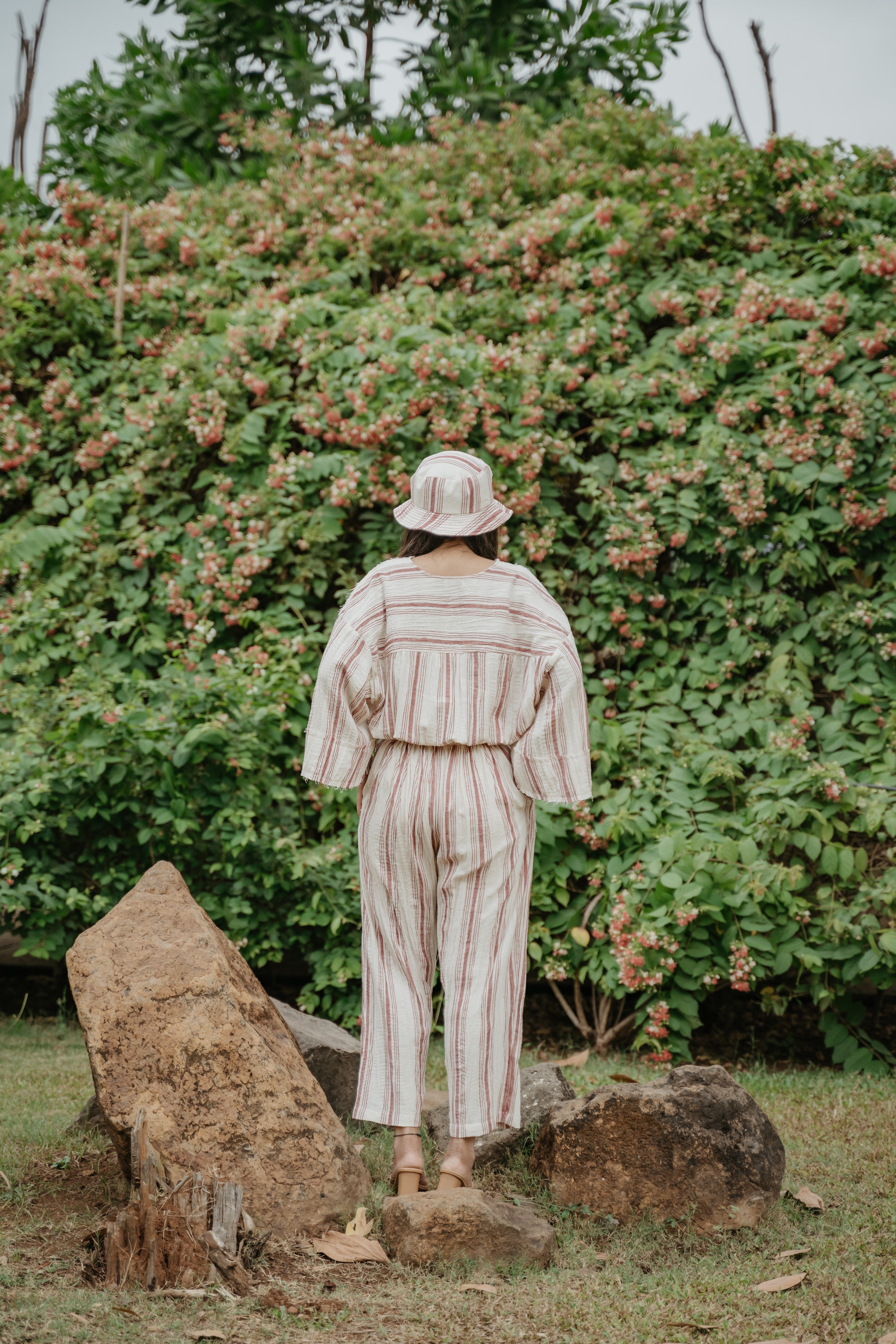 Drop Shoulder Cropped Top