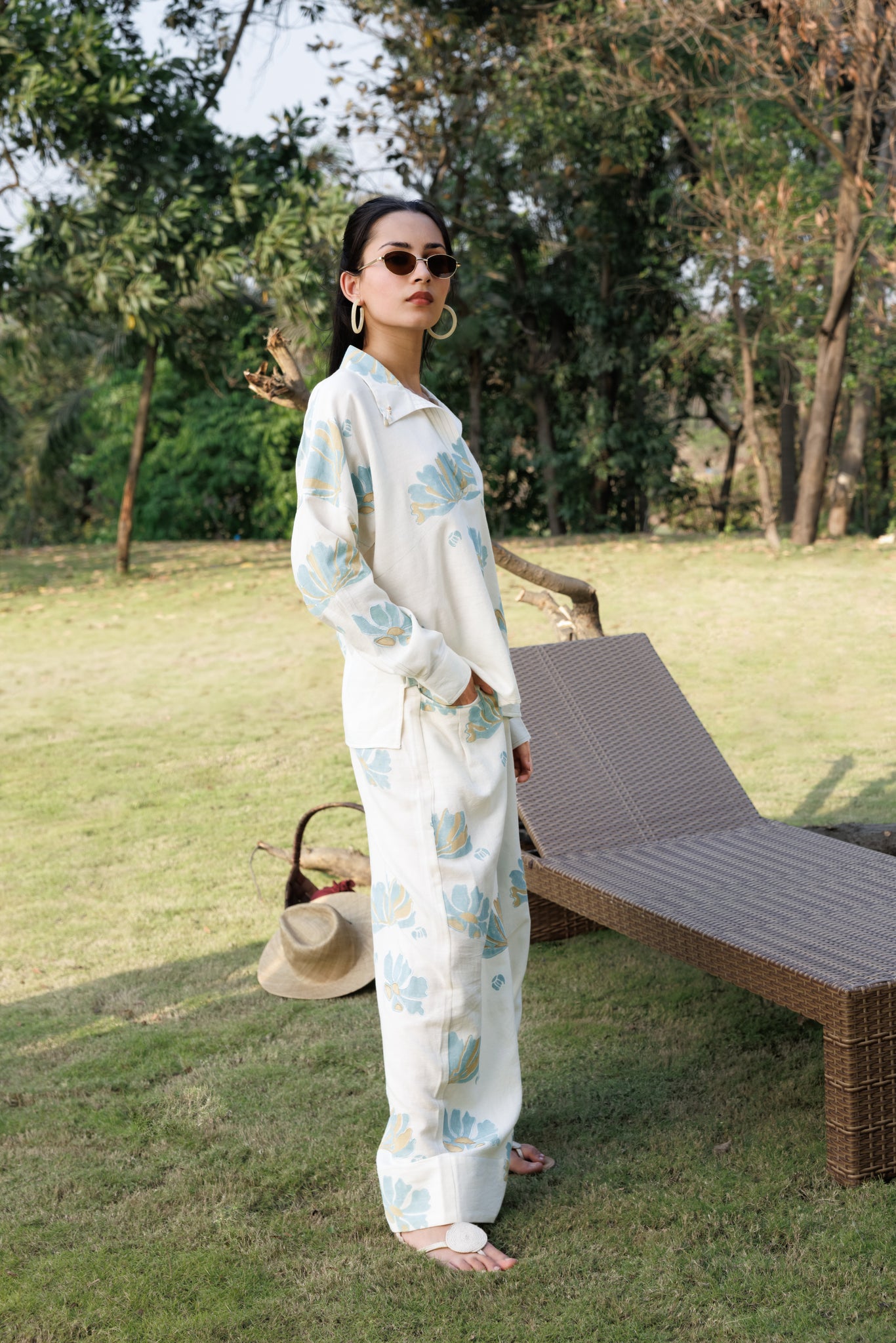 Collared top with Stitch Detailing & Wide-Leg Pants with Front Pocket Detail