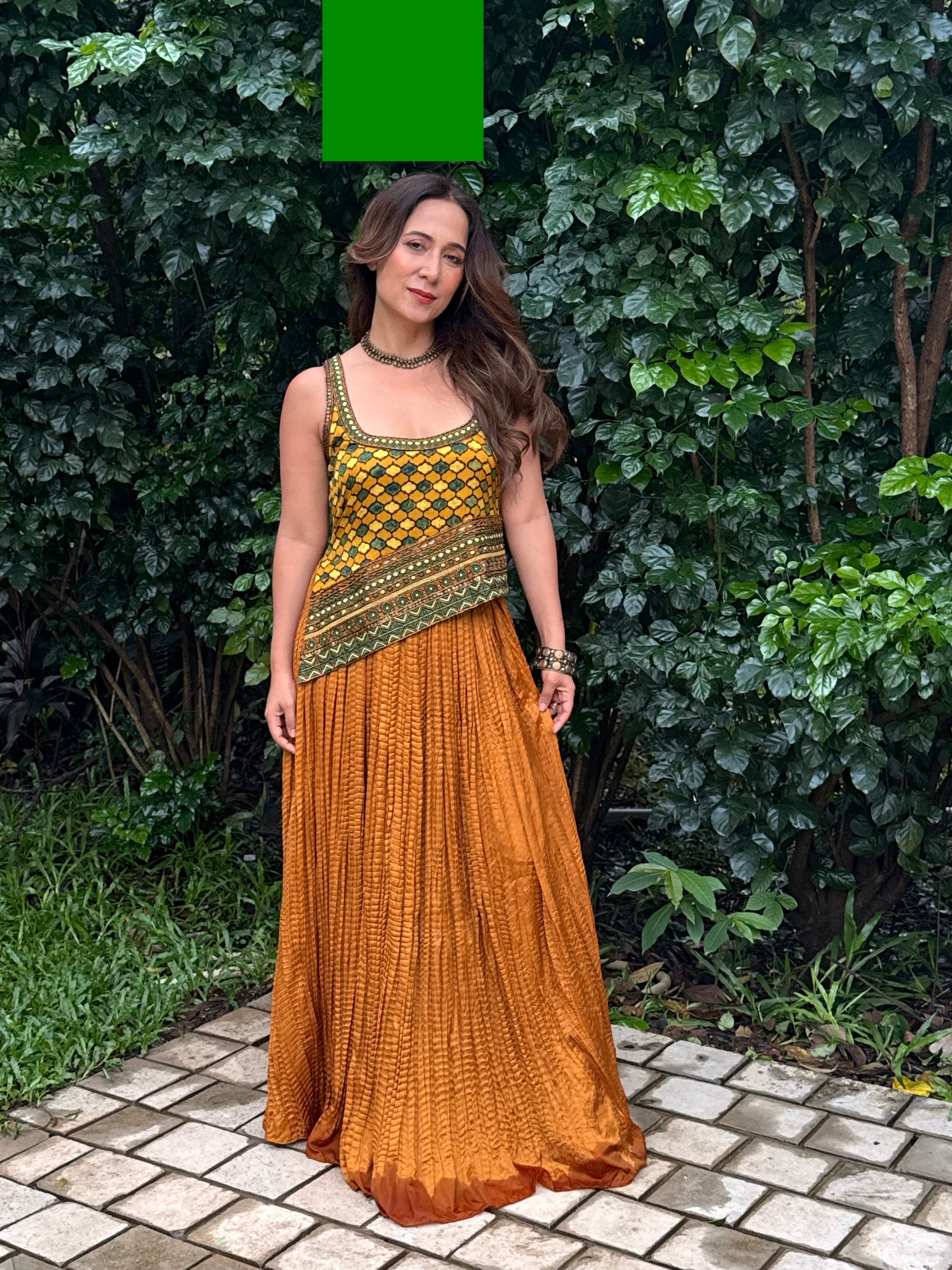 Short asymetrical kurti with pleated skirt